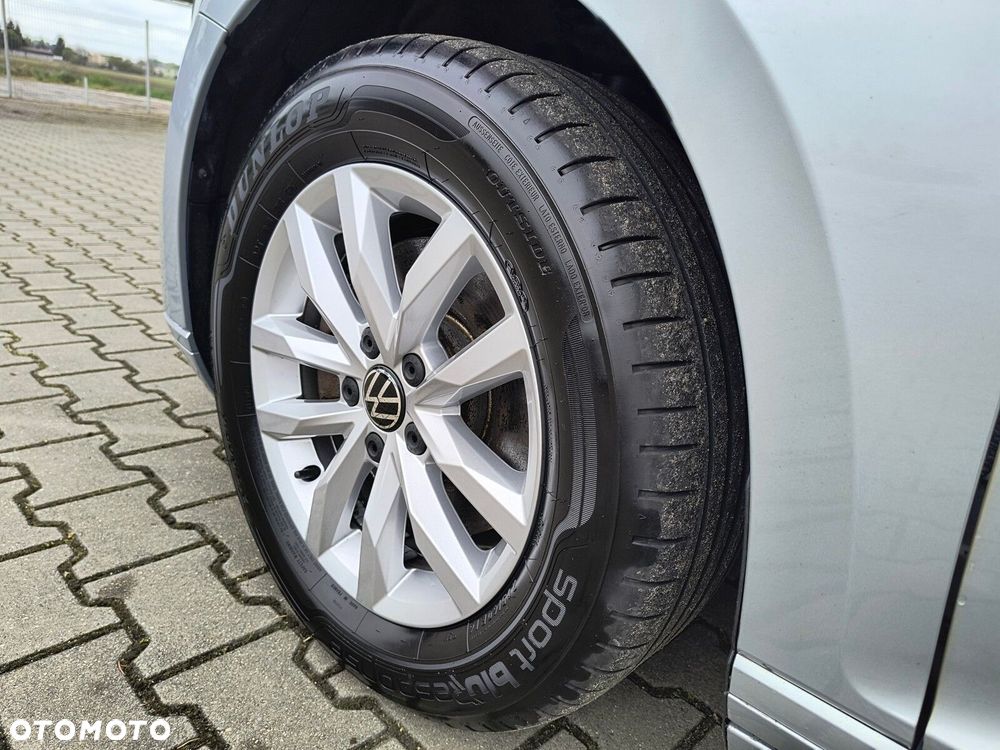 Volkswagen Passat - 9