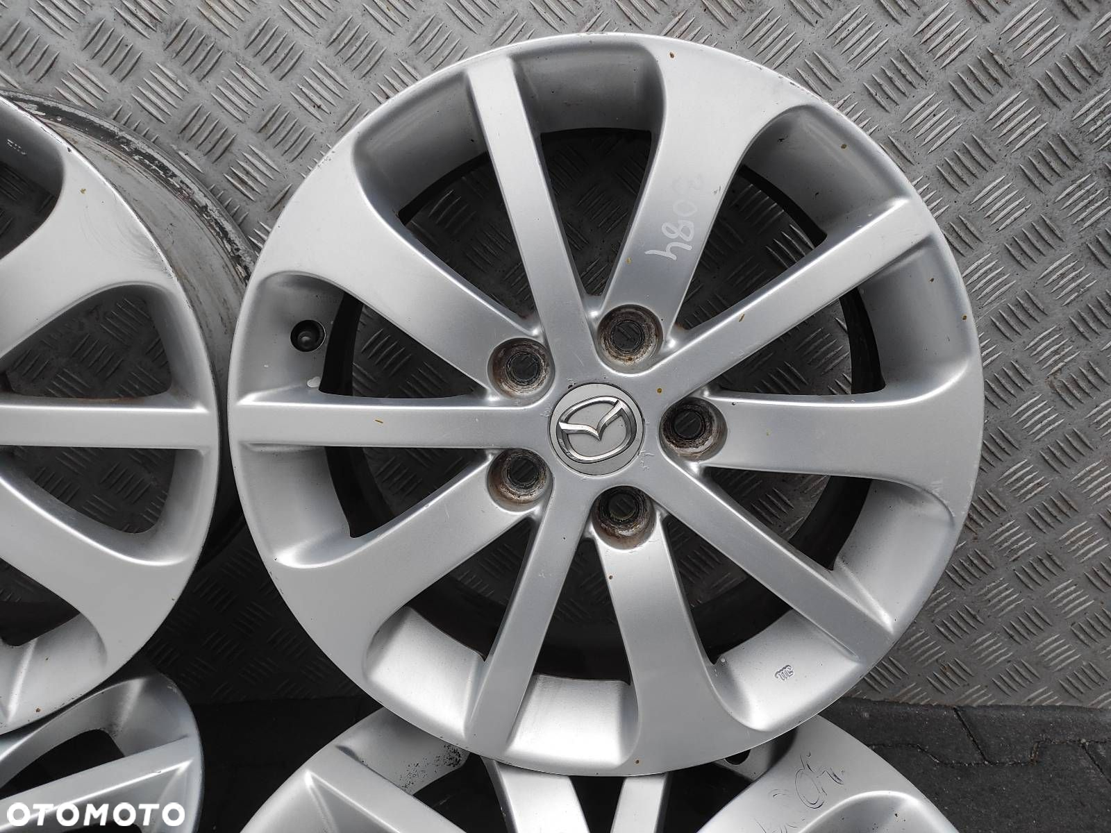 FELGA ALUMINIOWA 4SZT 6,5JX16 ET52,5 5X114,3 FI67,1 MAZDA 5 I - 6