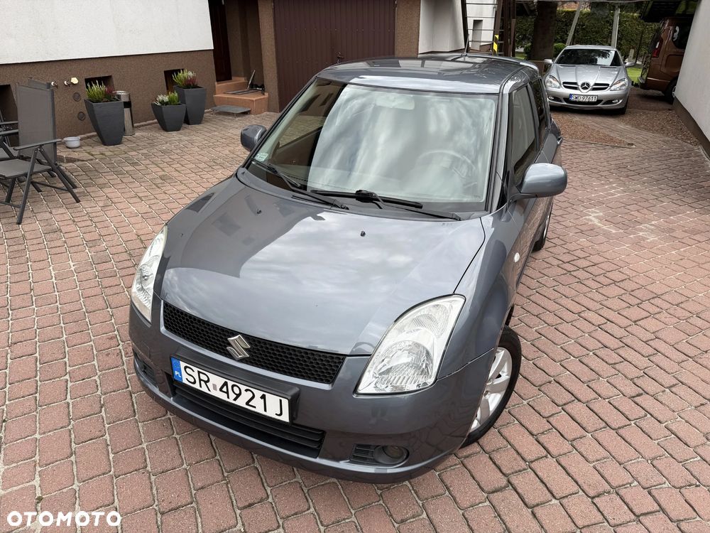Suzuki Swift 1.3 GS / Premium 4WD - 23