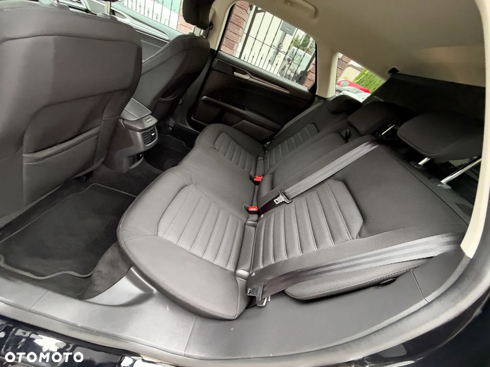 Ford Mondeo 2.0 EcoBlue Titanium - 35