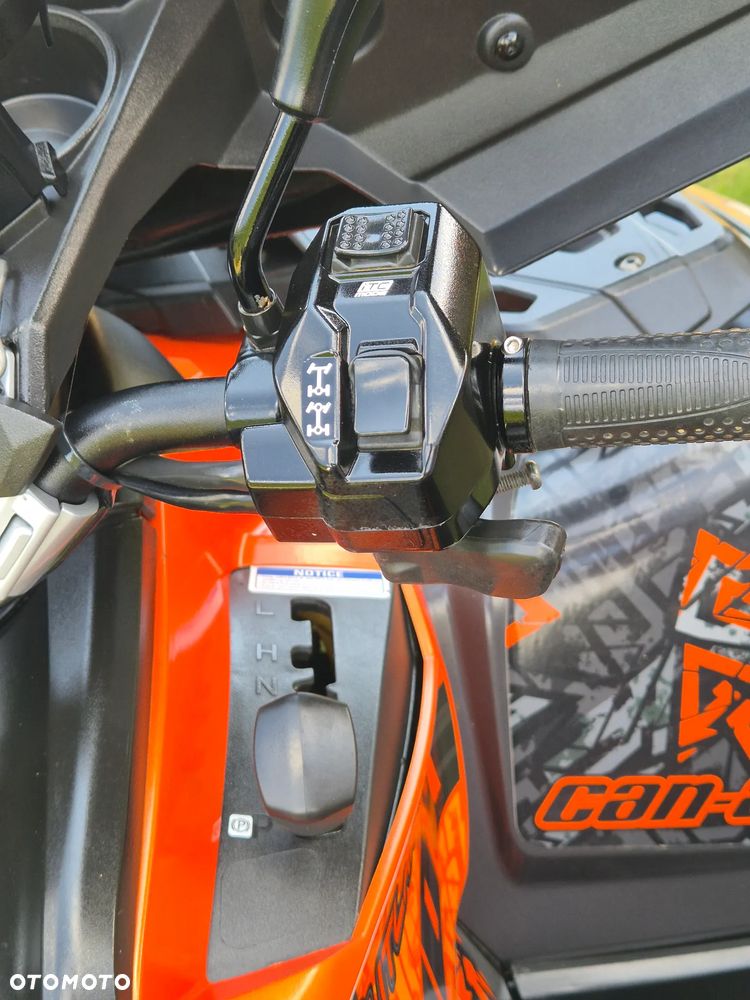 Can-Am Outlander Max - 19