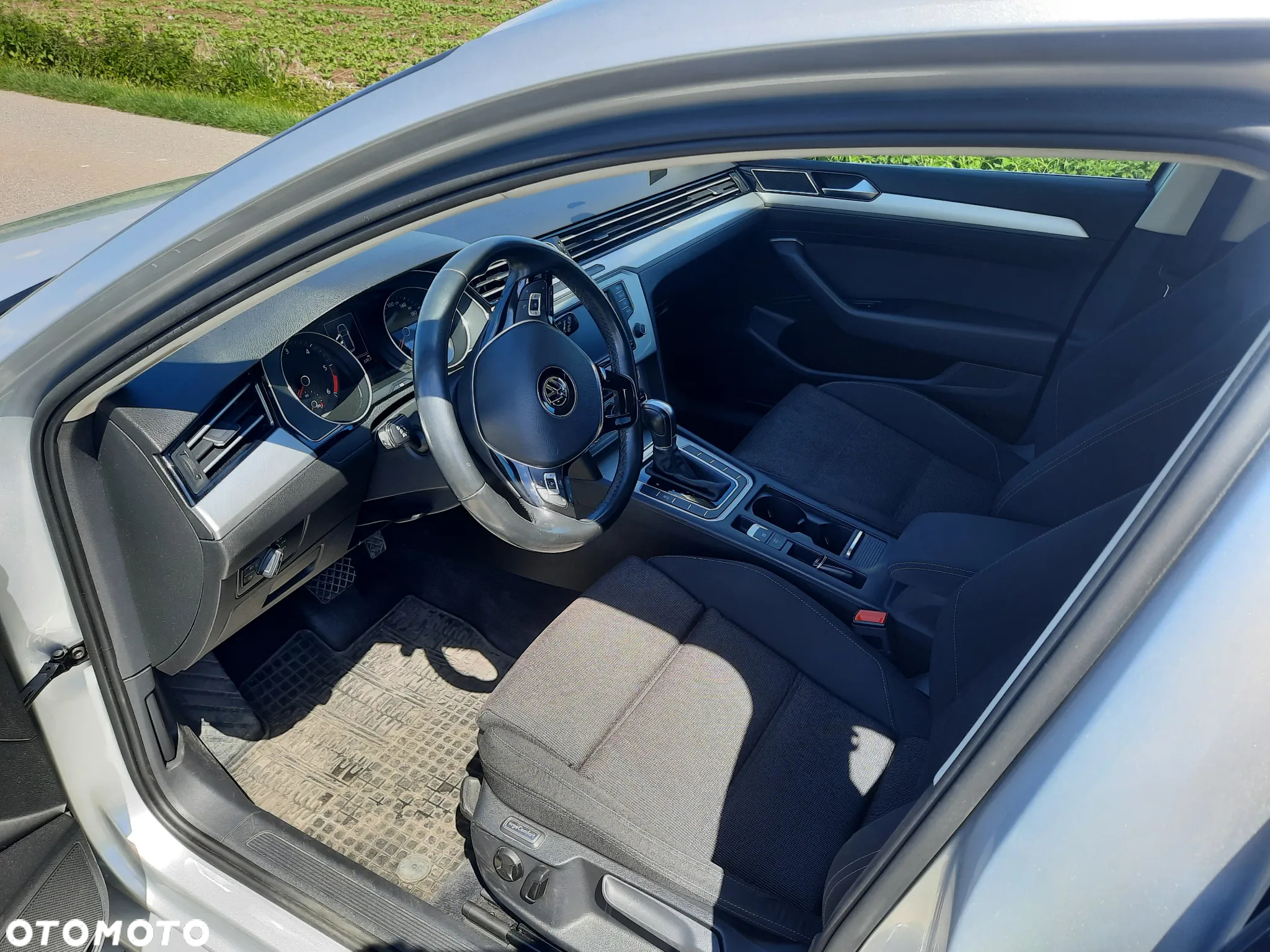 Volkswagen Passat Variant 2.0 TDI DSG (BlueMotion Technology) Comfortline - 12