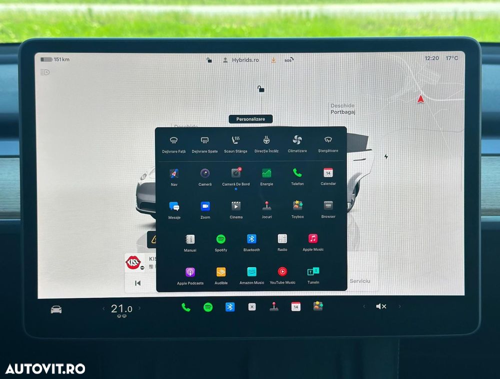Tesla Model Y Long Range Dual Motor AWD - 37