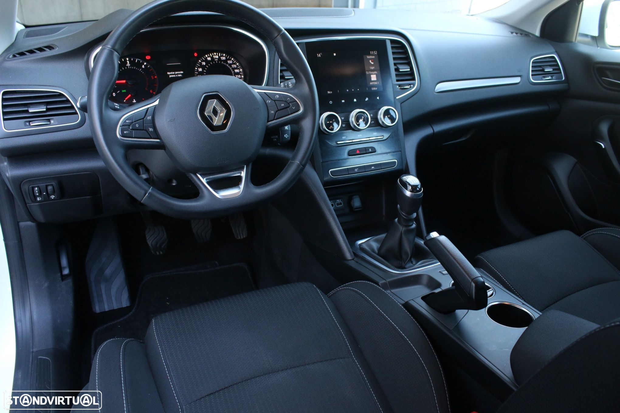 Renault Mégane Sport Tourer 1.5 Blue dCi Zen - 42