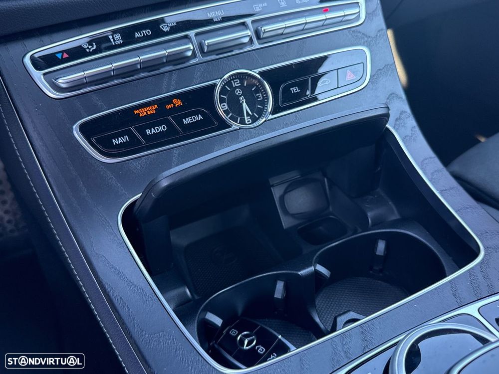 Mercedes-Benz E 300 - 21