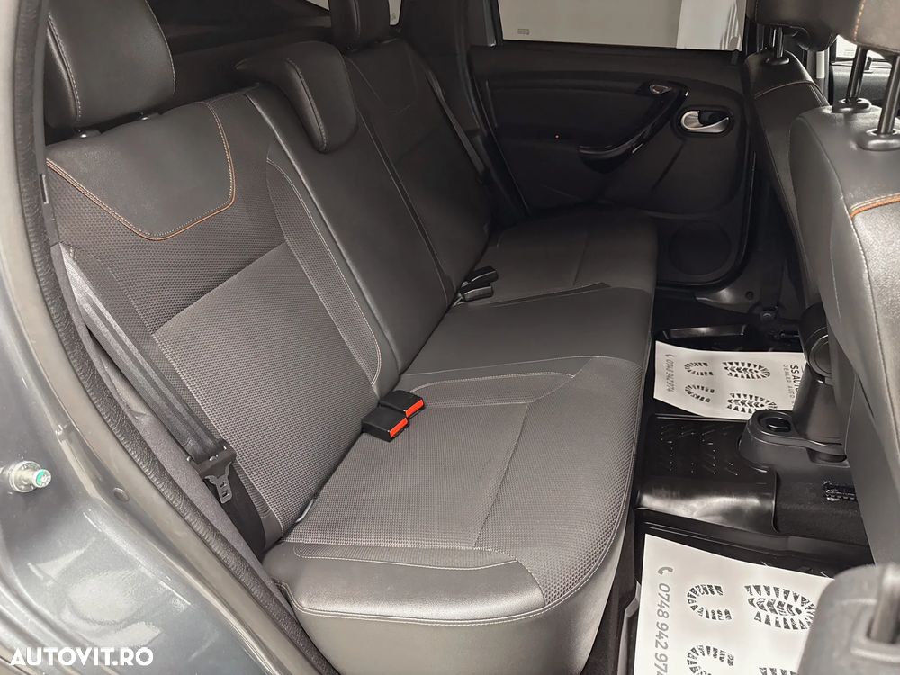 Dacia Duster 1.6 SCe 4WD SL Orange - 18