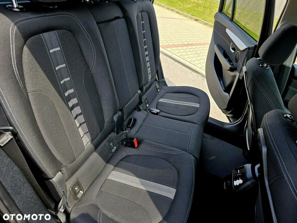 BMW Seria 2 218d Luxury Line - 33