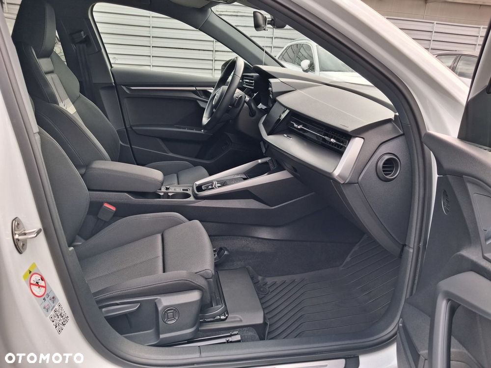 Audi A3 Sportback - 14