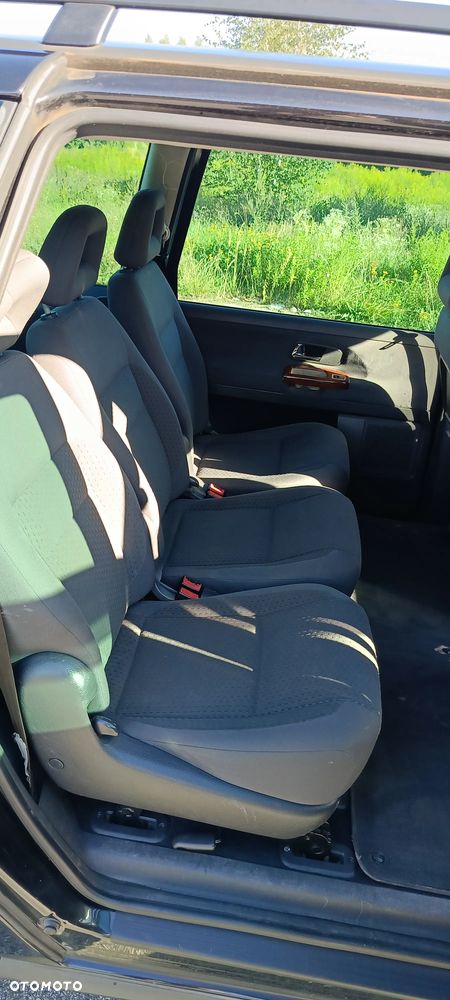 Volkswagen Sharan 1.9 TDI Comfortline Tiptr - 14