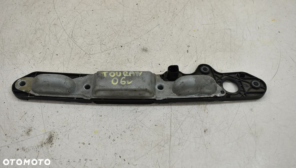 LISTWA MIKROSTYK KLAMKA KLAPY VW TOURAN 06R 1T0827574L - 2