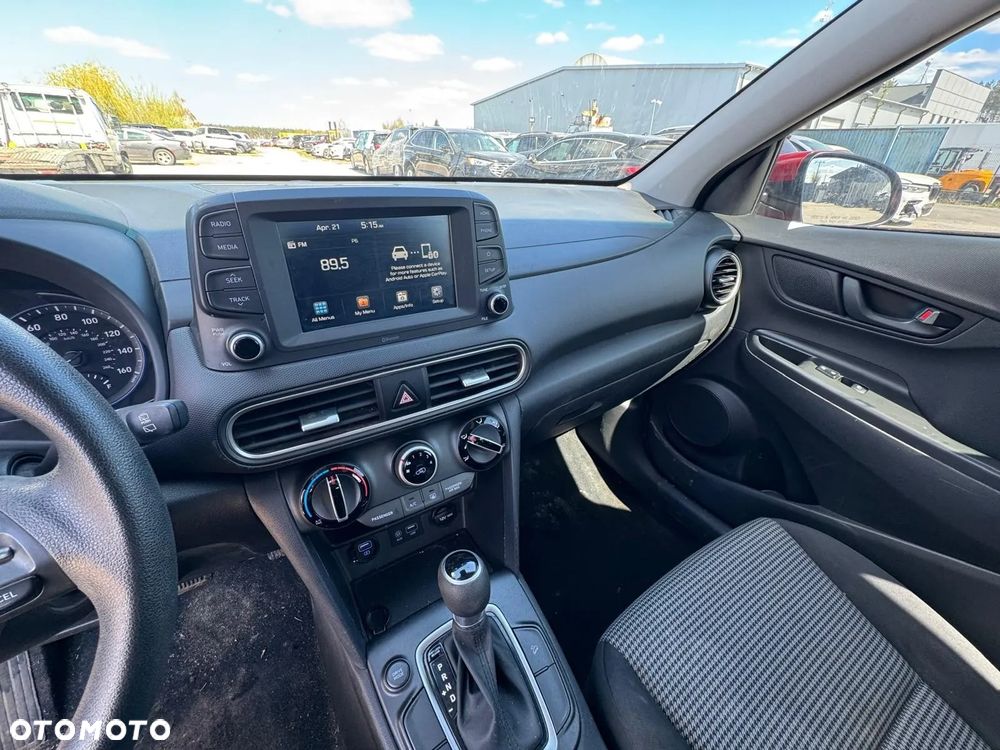 Hyundai Kona - 11
