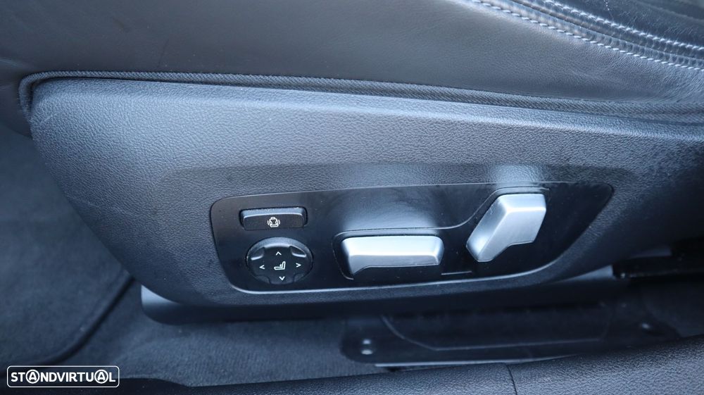 BMW M3 Competition - 15