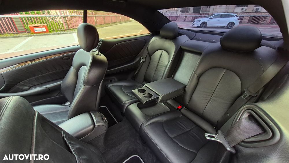 Mercedes-Benz CLK 220 CDI Automatik Avantgarde Sport Edition Coupe - 9