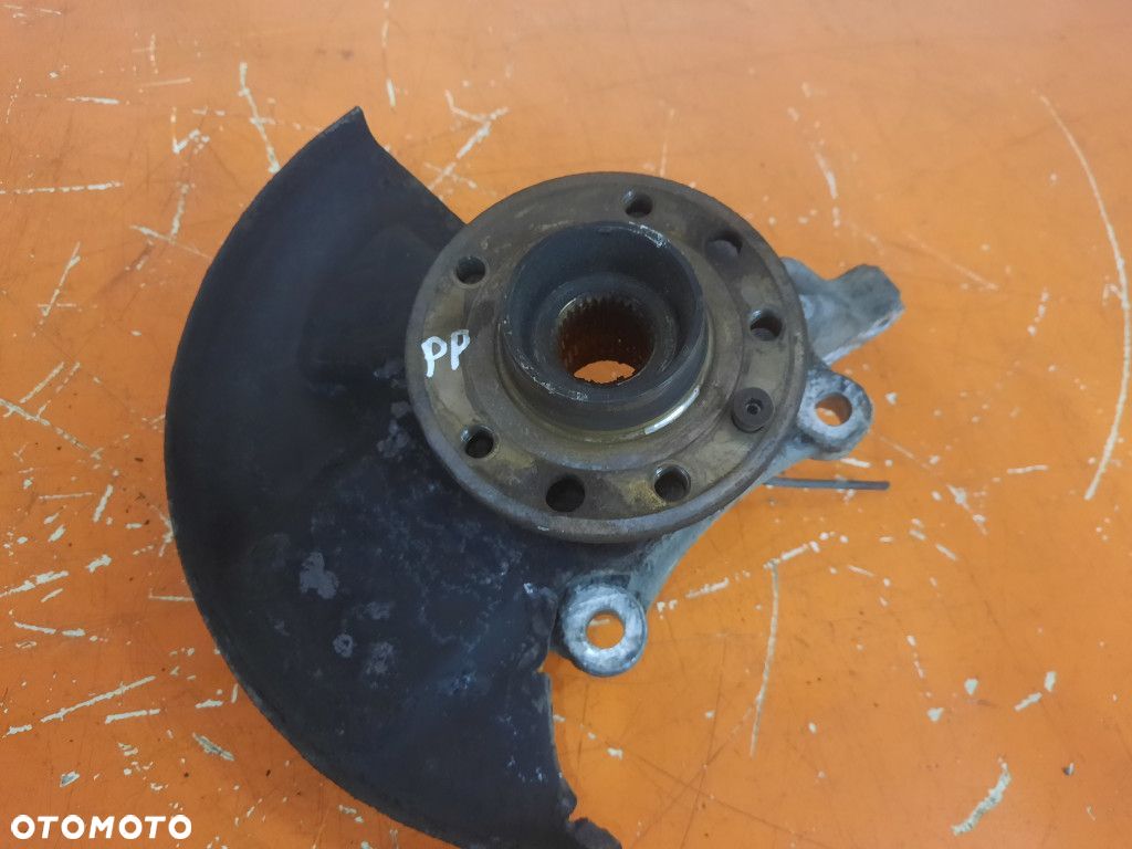 OPEL VECTRA STATION C 05-09 PIASTA ZWROTNICA PRAWA PRZÓD  Z19DT - 1