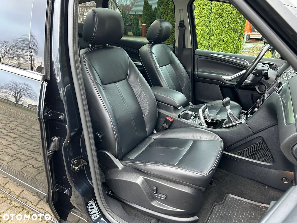 Ford S-Max 2.0 TDCi DPF Titanium X - 21