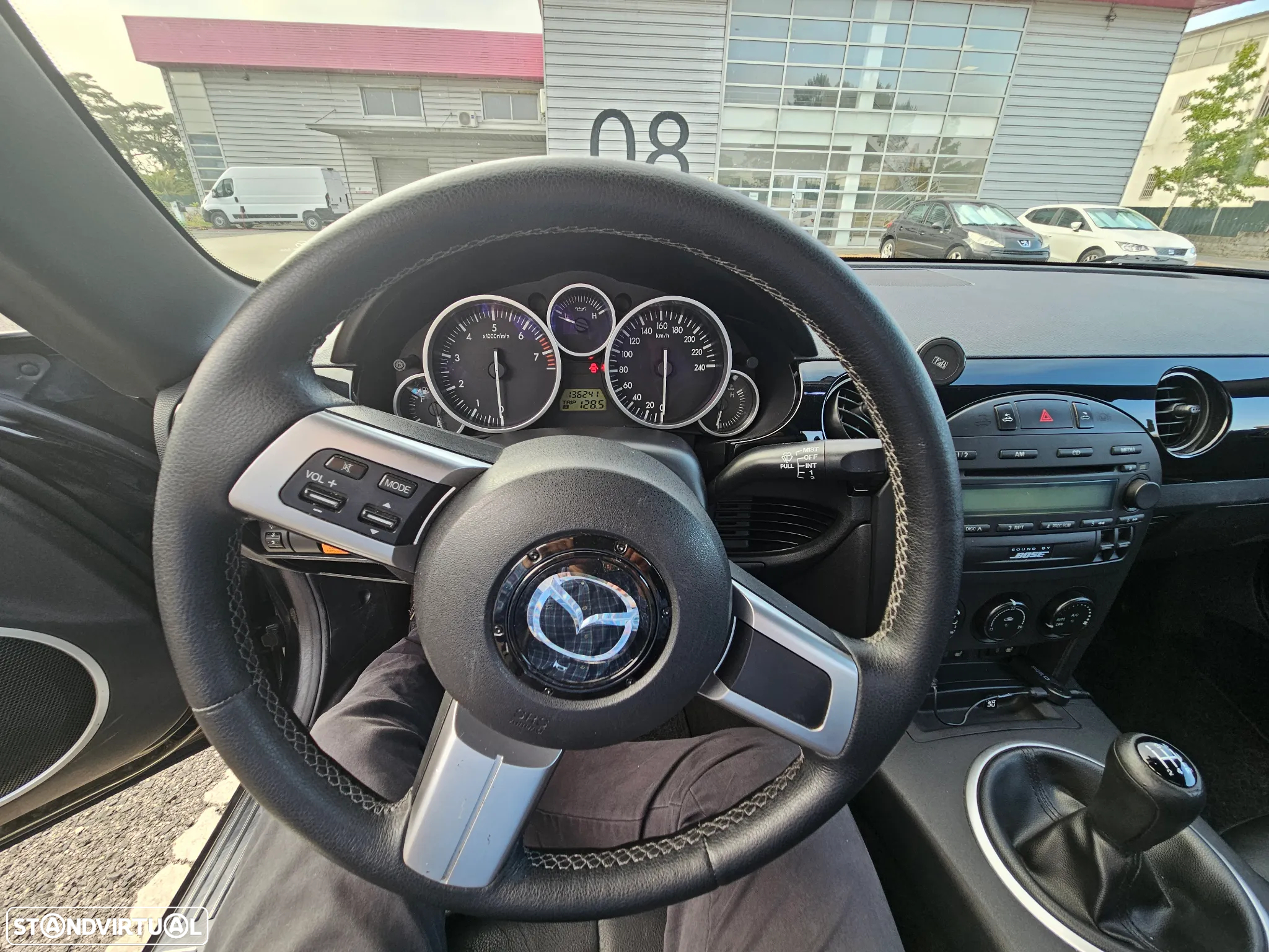 Mazda MX-5 MZR 1.8 Exclusive - 8
