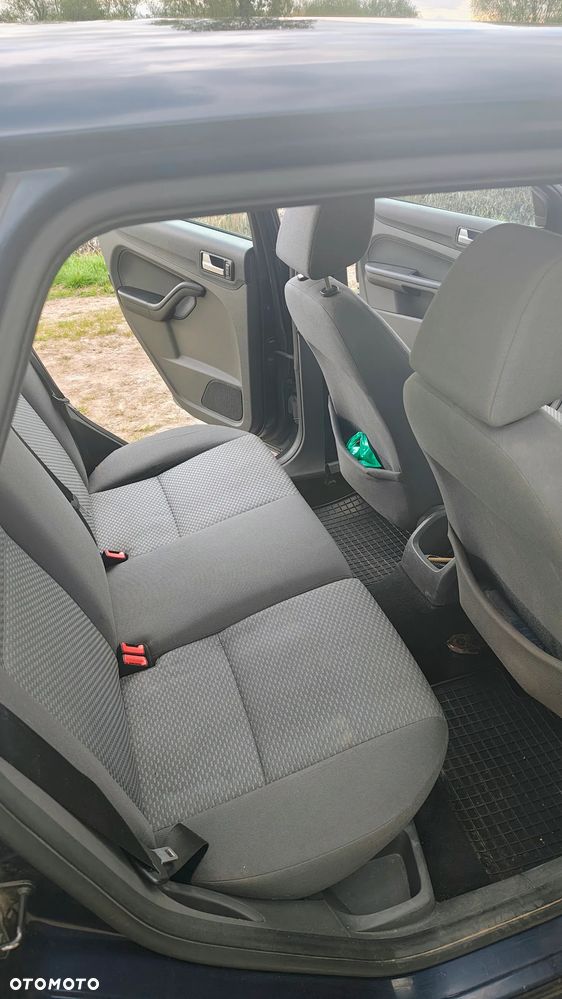 Ford Focus 1.6 TDCi Trend - 13