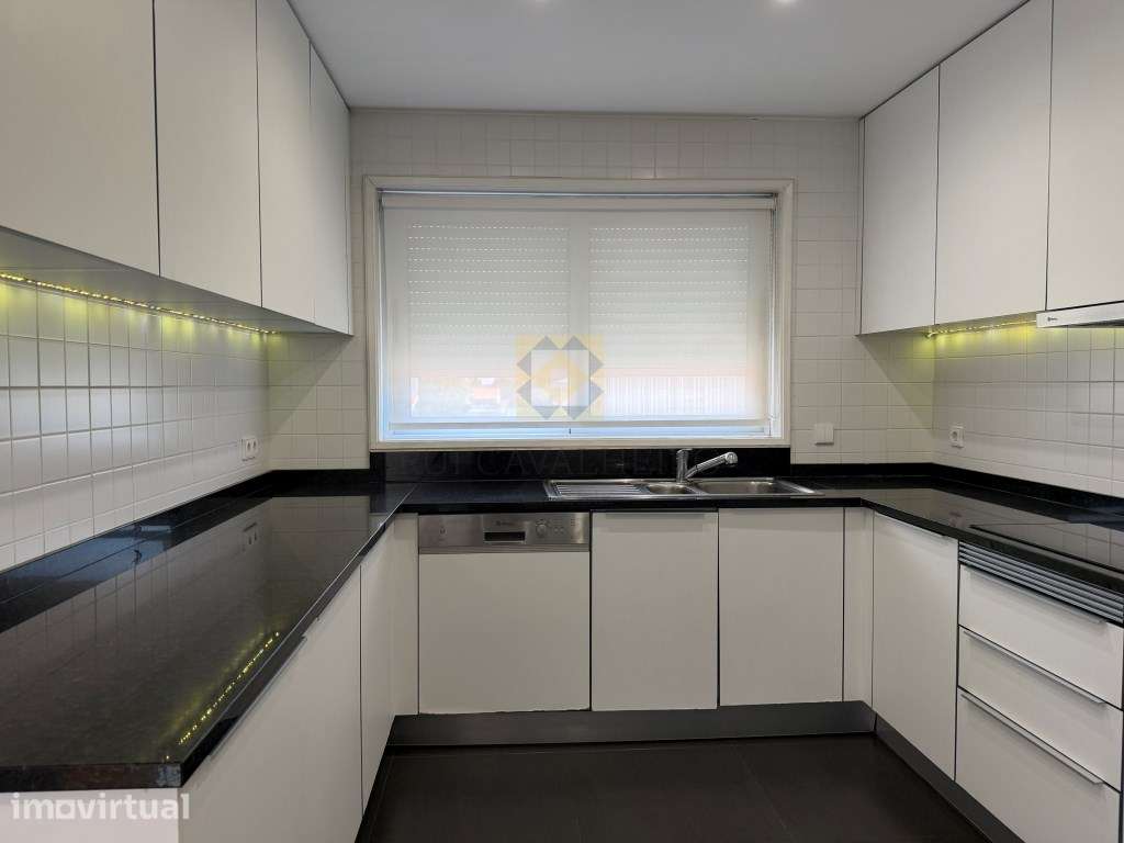 Apartamento T3+1 na Foz do Douro - Grande imagem: 5/17