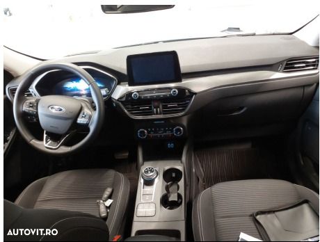 Ford Kuga - 8