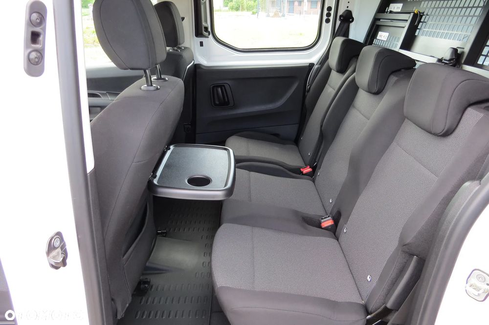 Toyota Proace City 1.2 D-4t 130km A/t Long Brygadówka - 23