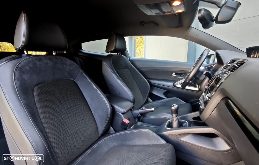 VW Scirocco 2.0 TDI Sport - 16