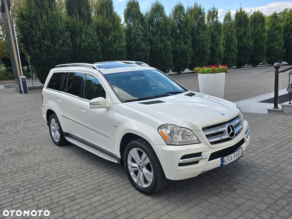 Mercedes-Benz GL 350 BlueTEC 4Matic 7G-TRONIC Grand Edition - 5