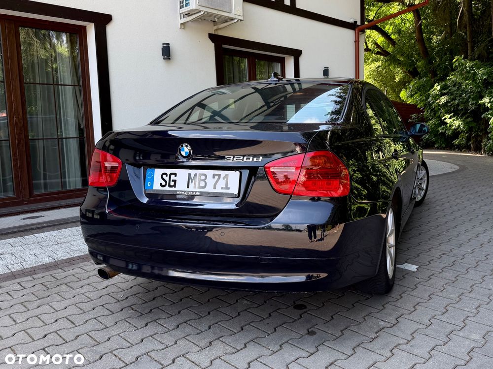 BMW Seria 3 320d DPF - 3