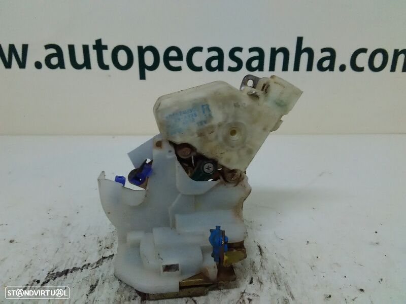 Fecho Da Porta Trás Dto Nissan X-Trail (T30) - 1