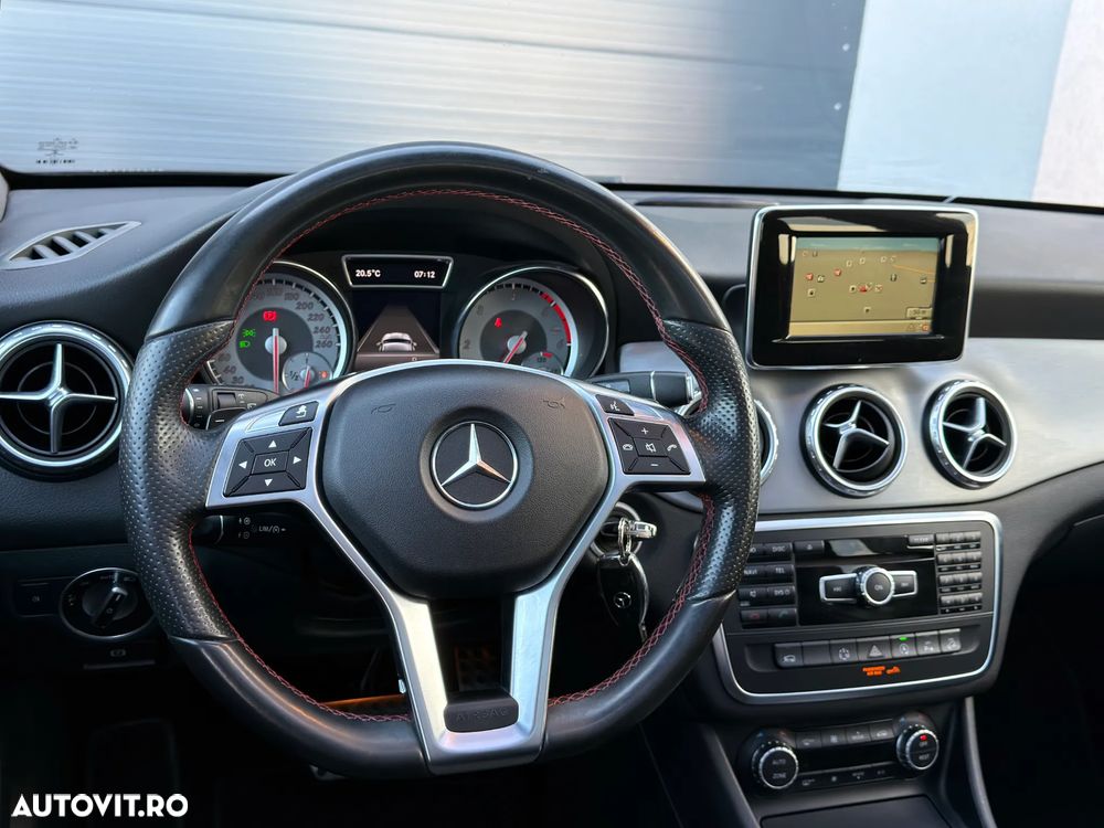 Mercedes-Benz GLA 200 (CDI) d 4Matic 7G-DCT AMG Line - 22