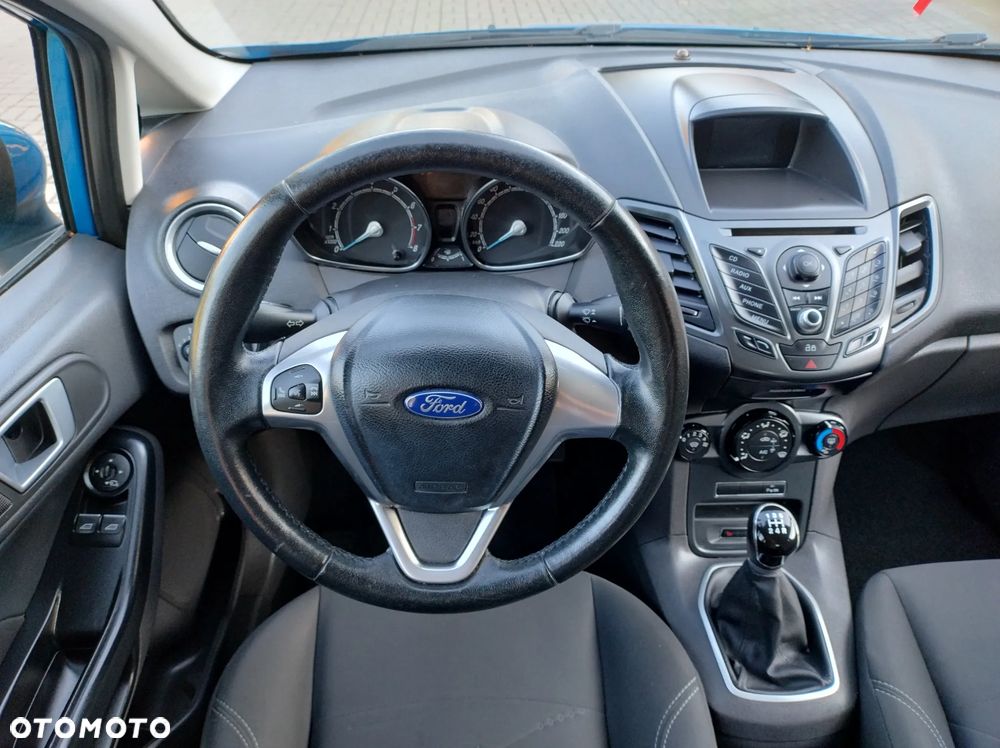 Ford Fiesta 1.25 Celebration - 27