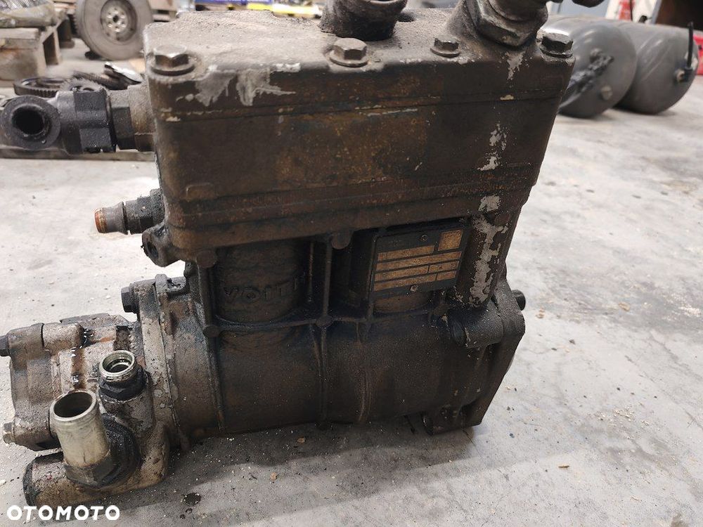 KOMPERESOR SPRĘŻARKA POWIETRZA MERCEDES ATEGO EURO 6 LP490 A0011309415 OM936 - 2