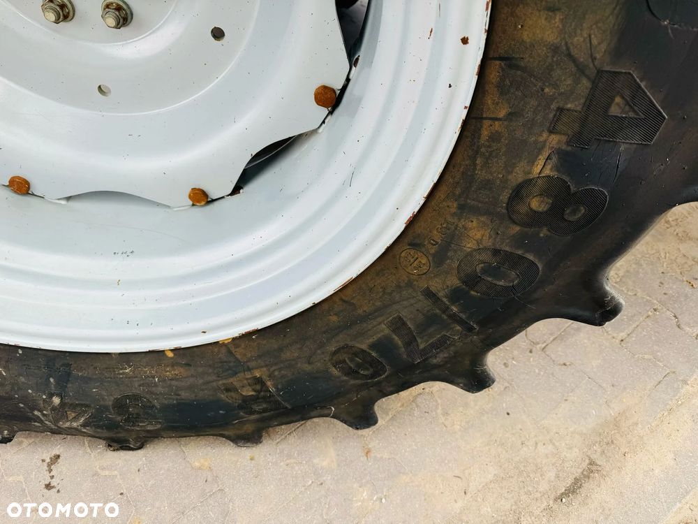 Massey Ferguson 5608 Dyna 4 - 19