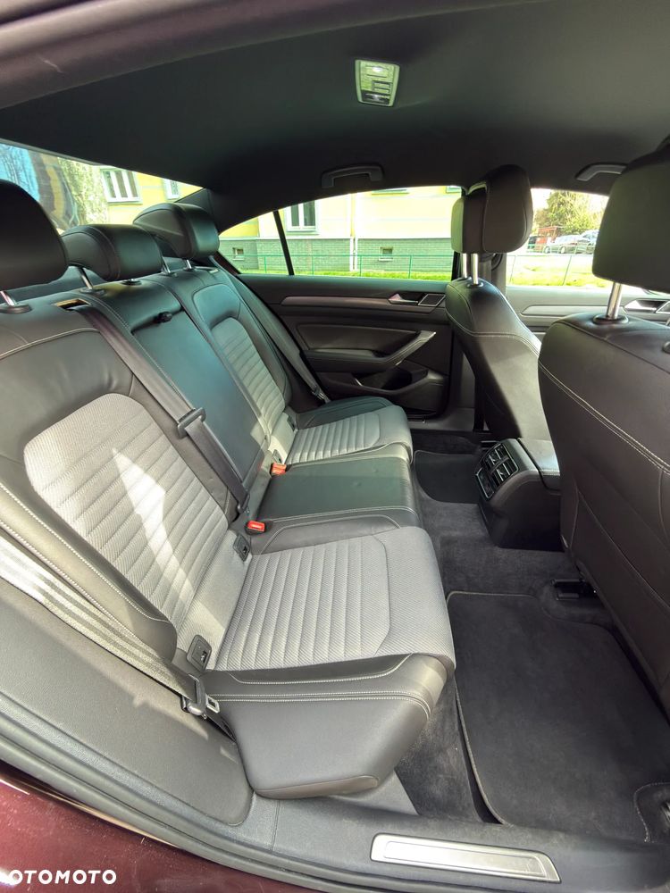 Volkswagen Passat 1.4 TSI (BlueMotion Technology) Trendline - 13