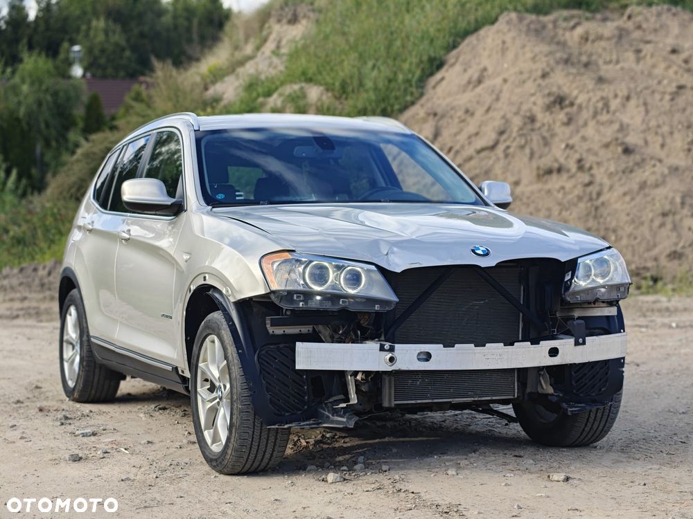 BMW X3 xDrive28i - 11