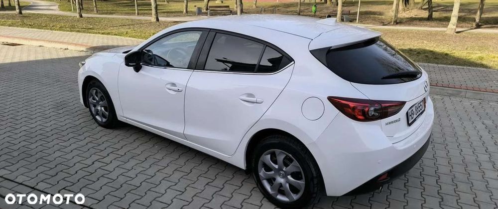 Mazda 3 - 4