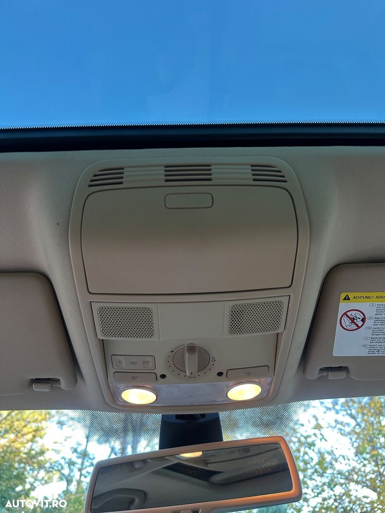 Volkswagen Passat Variant 2.0 TDI DPF DSG Comfortline - 17