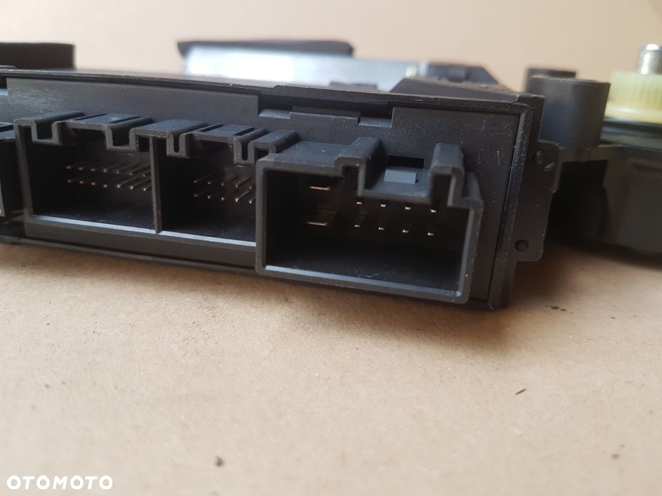 VW Phaeton silniczek podnośnika mechanizmu podnoszenia szyby prawy tył - 4