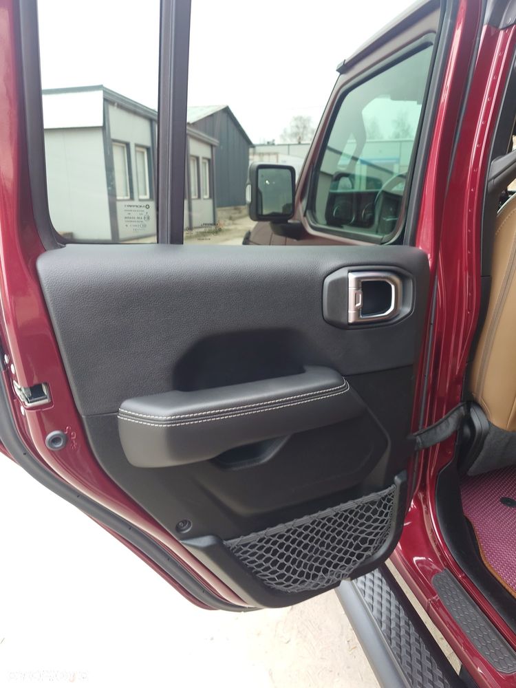 Jeep Gladiator 3.0 V6 MultiJet Overland - 32