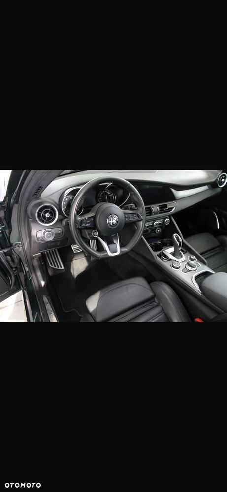 Alfa Romeo Giulia 2.0 Turbo Veloce Q4 - 10