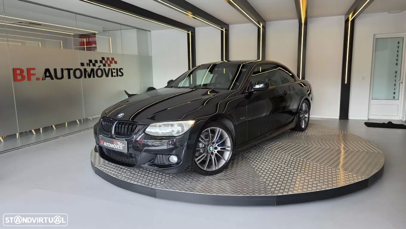 BMW 320 d Coupe Edição M Auto - 2
