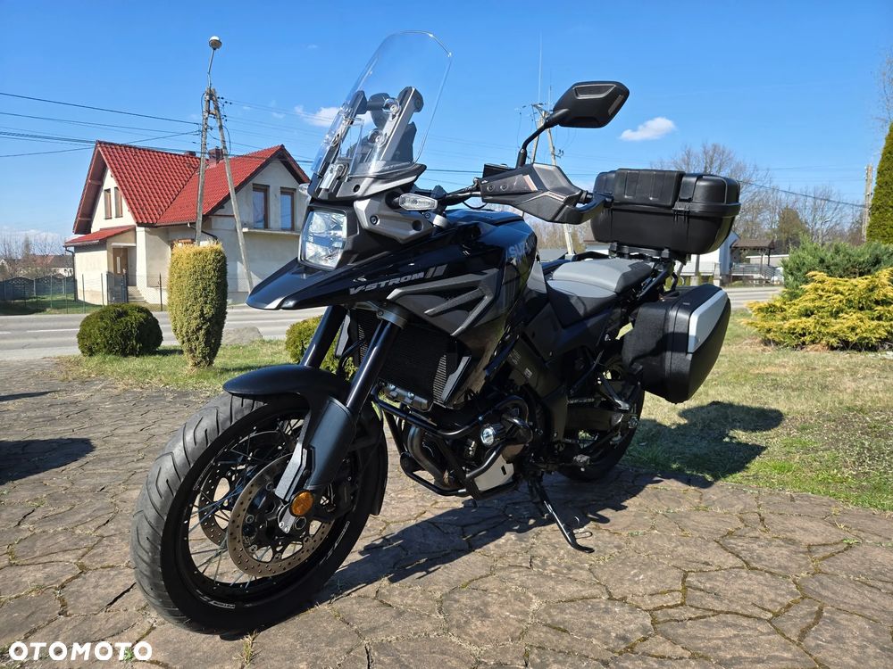 Suzuki V-STROM - 4