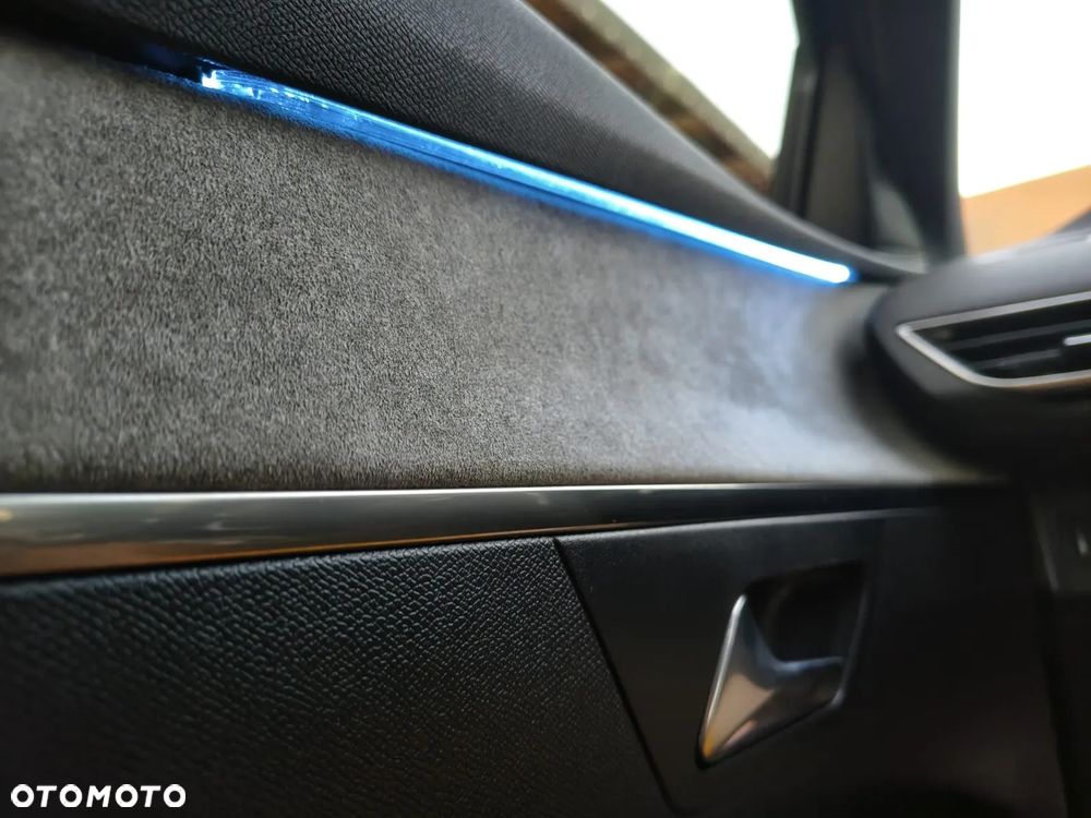 Peugeot 3008 1.6 PureTech Hybrid PHEV GT S&S EAT8 - 37