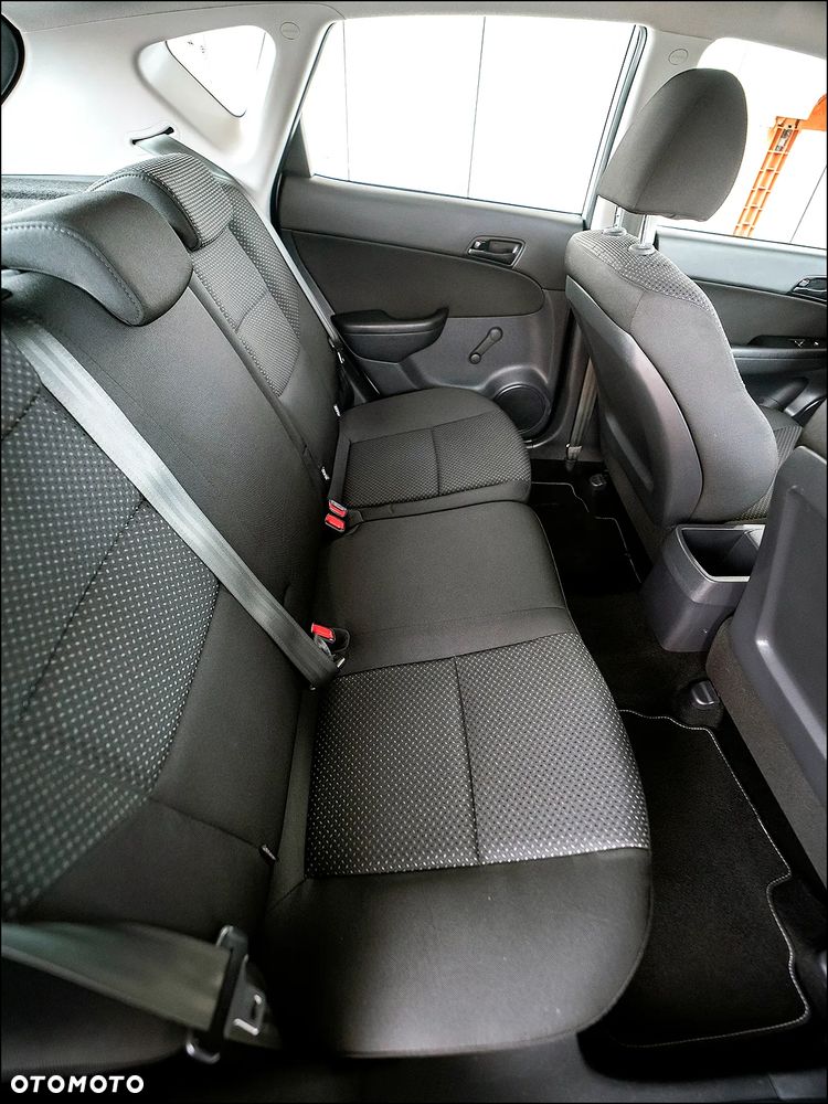 Hyundai i30 1.6 CRDi Edition 20 - 32
