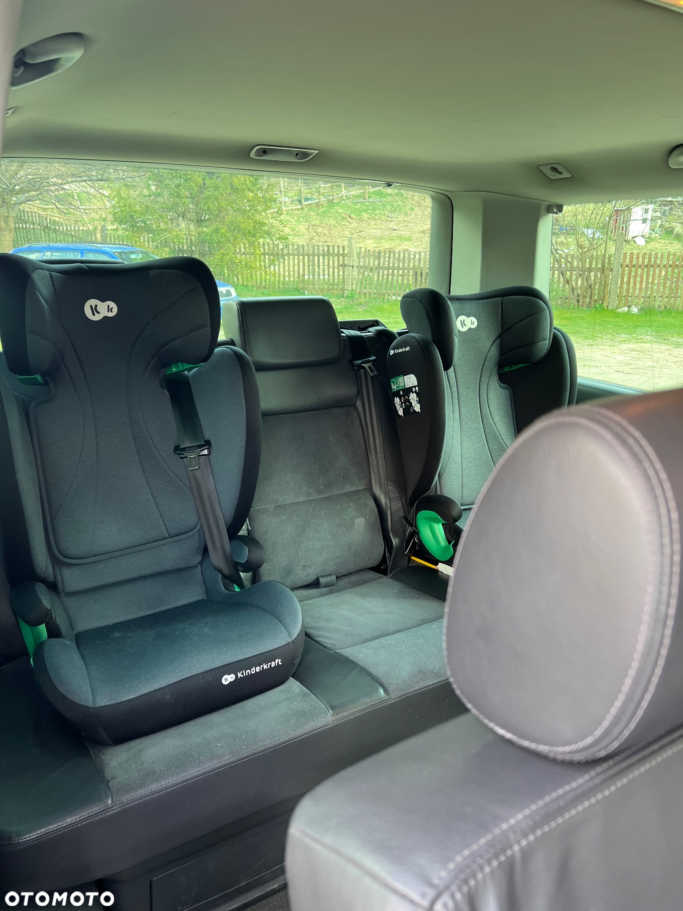 Volkswagen Multivan - 22