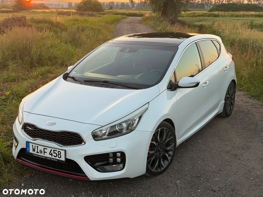 Kia Ceed - 3