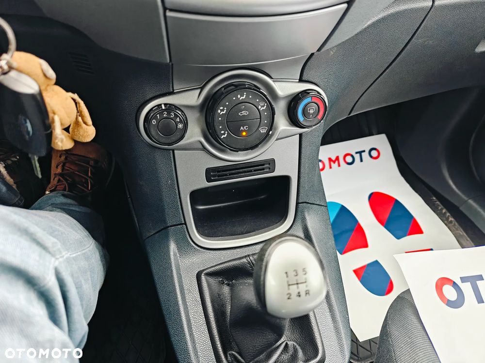 Ford Fiesta 1.4 TDCI X100 / FX Gold - 23