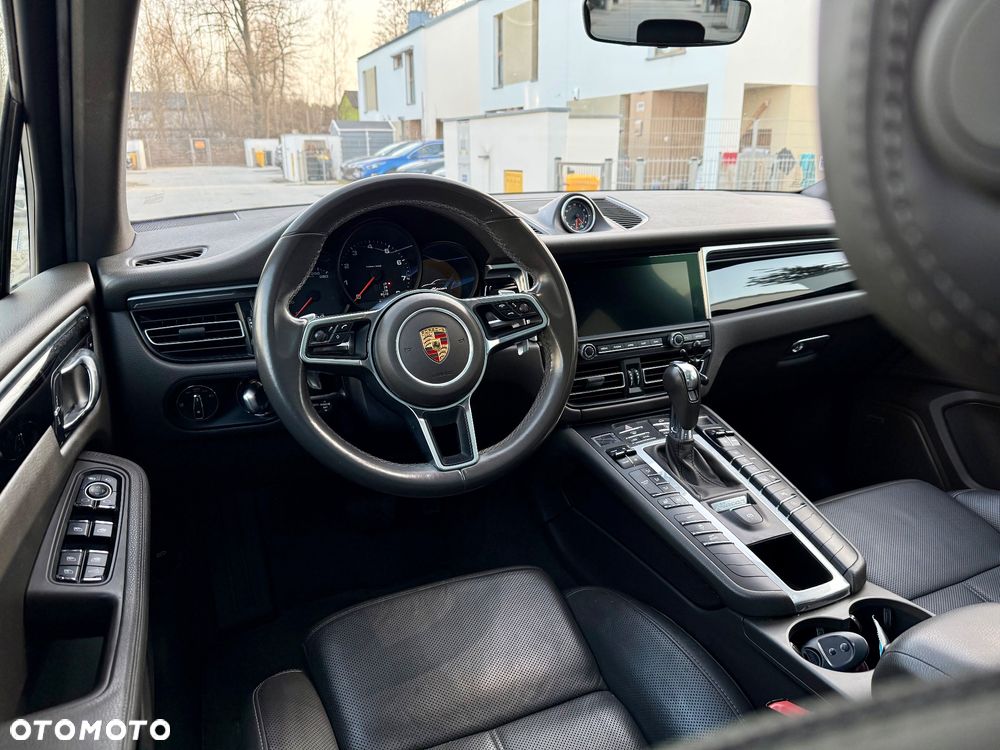 Porsche Macan - 15