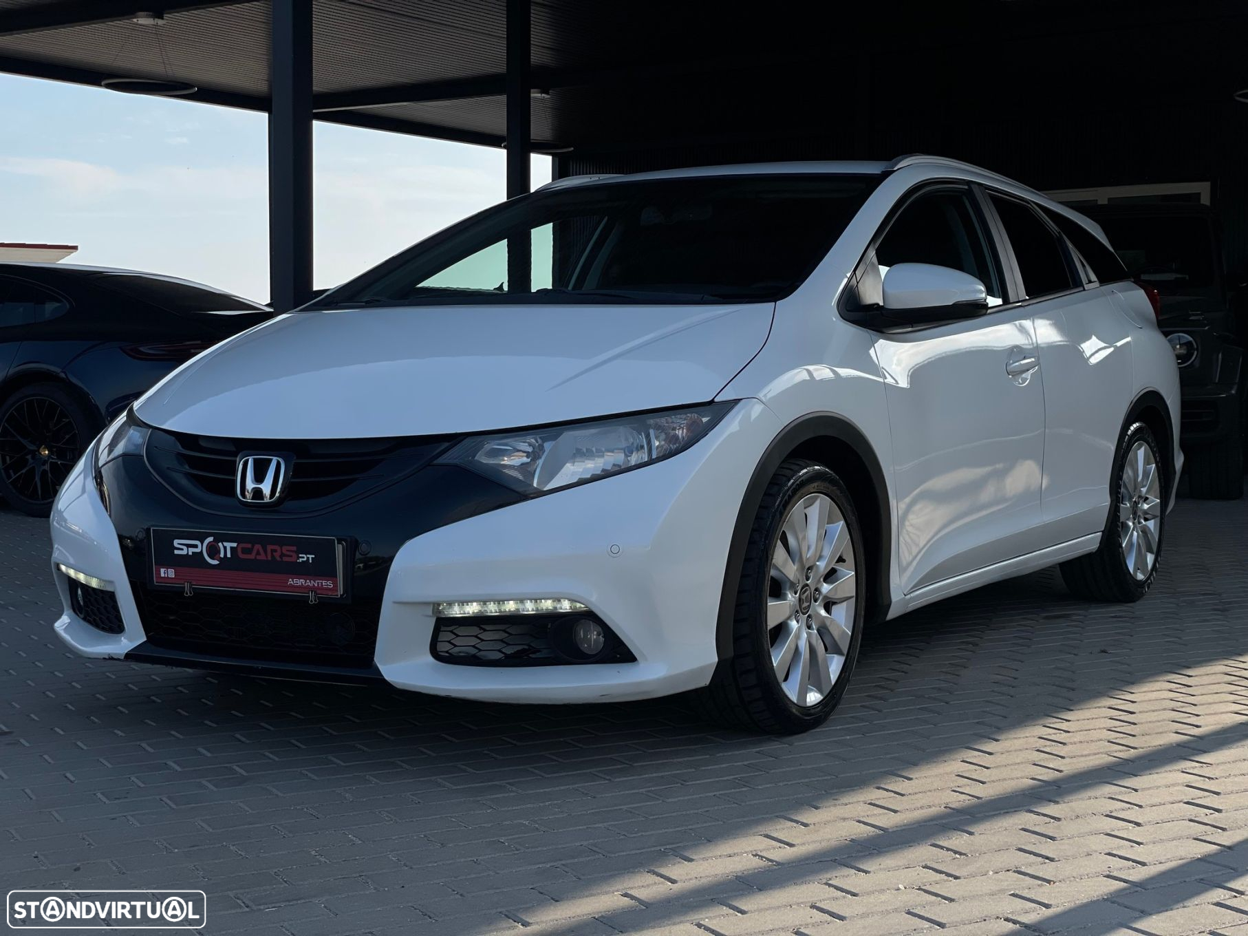 Honda Civic Tourer 1.6 i-DTEC Sport Navi - 3
