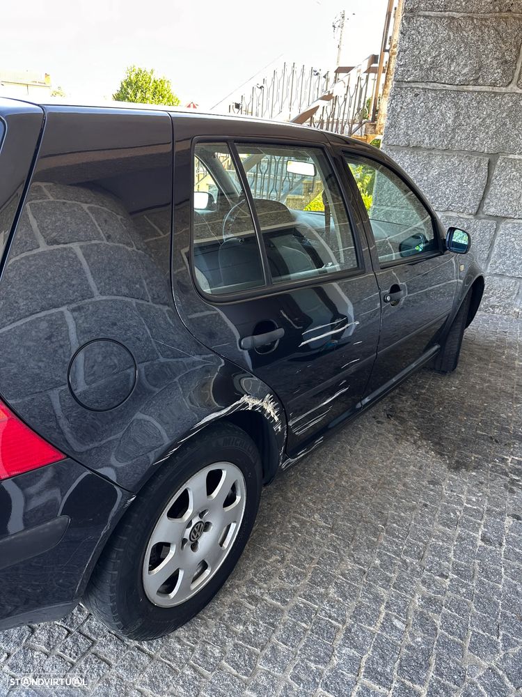 VW Golf - 9