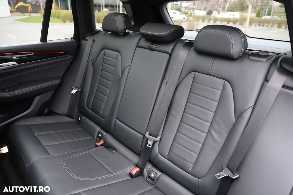 BMW X3 xDrive30i AT M Sport - 4